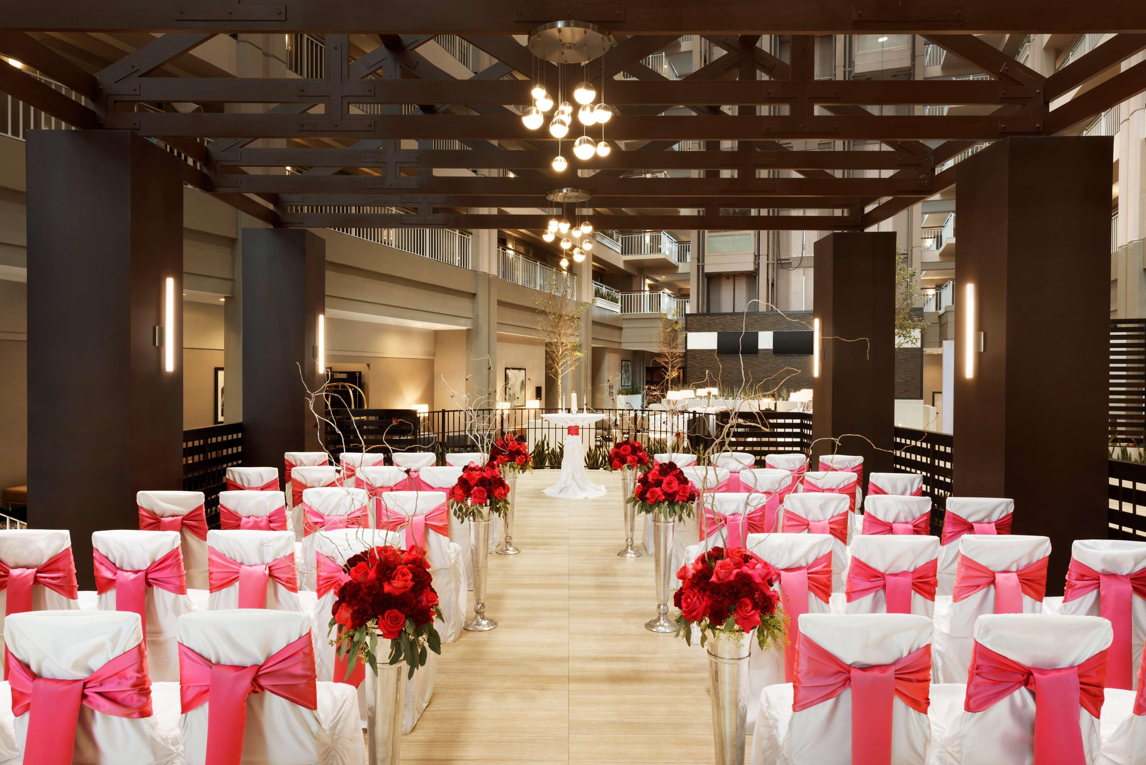 Embassy Suites By Hilton Chicago Lombard Exteriér fotografie