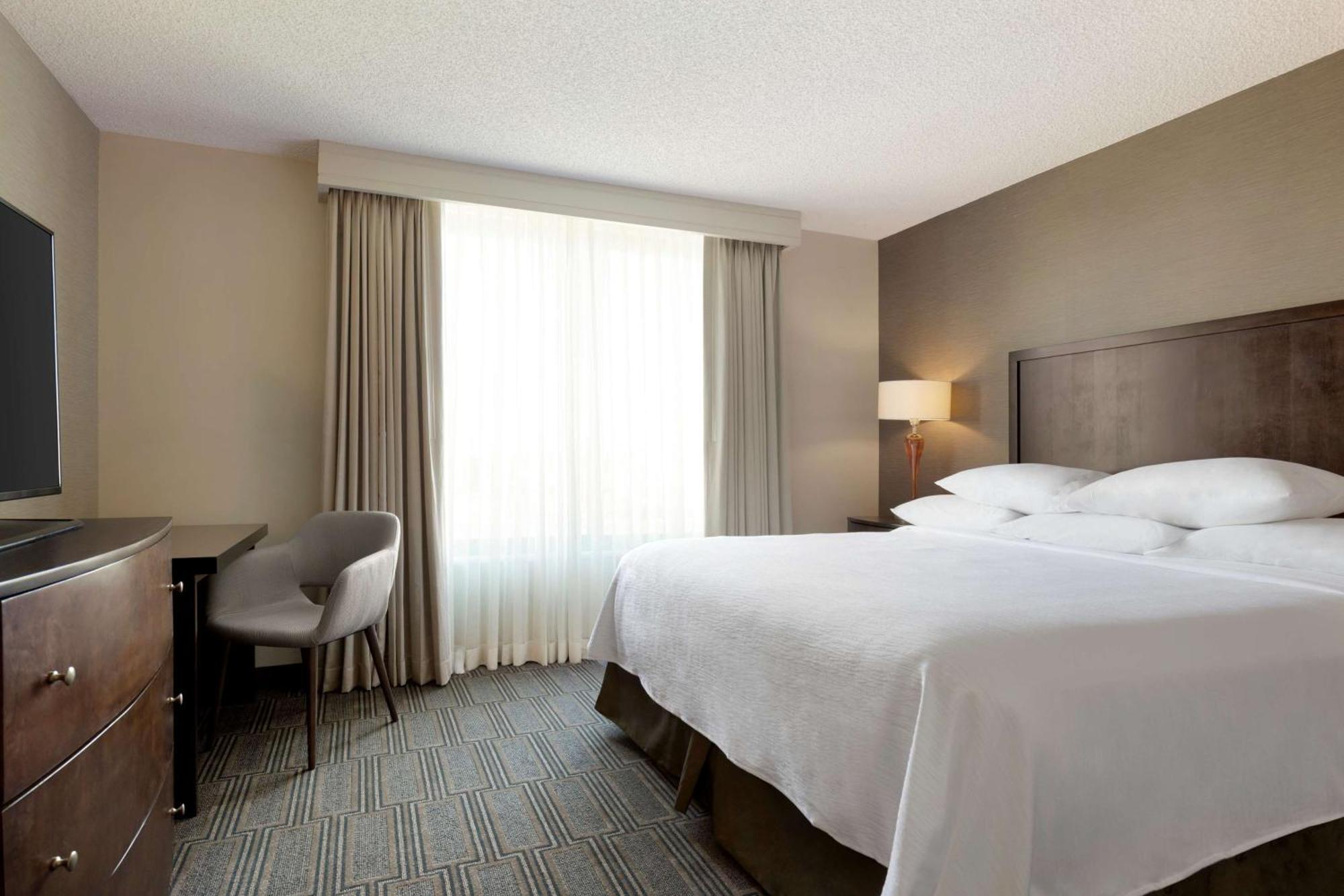 Embassy Suites By Hilton Chicago Lombard Exteriér fotografie