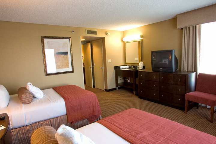 Embassy Suites By Hilton Chicago Lombard Pokoj fotografie
